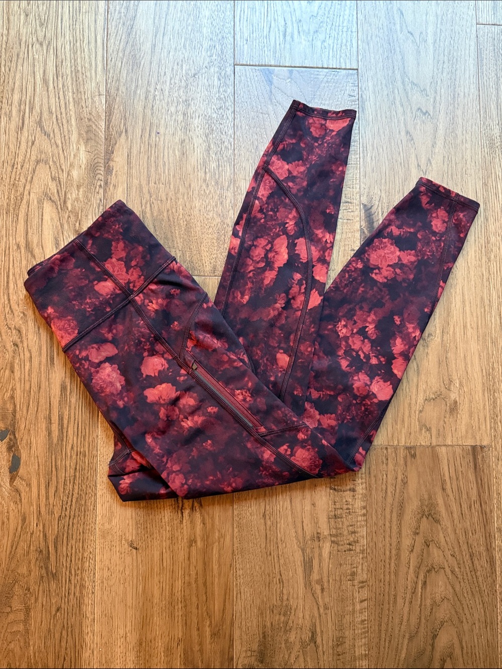 Athleta Red Floral Rainer Leggings